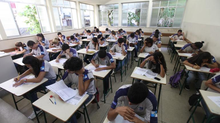 Educação prorroga inscrições para escolas de horário integral