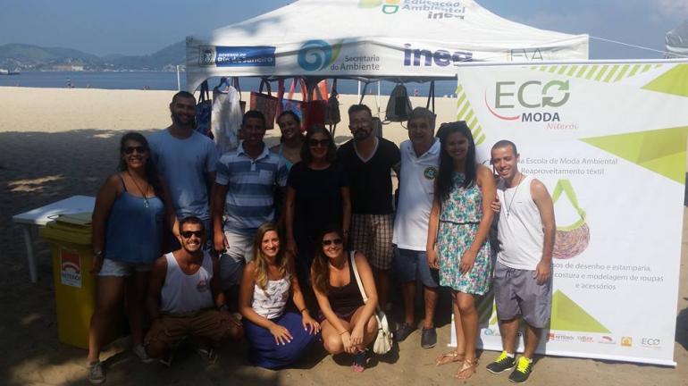 Instituto Estadual do Ambiente promove ações de educação ambiental na Praia de Icaraí, em Niterói