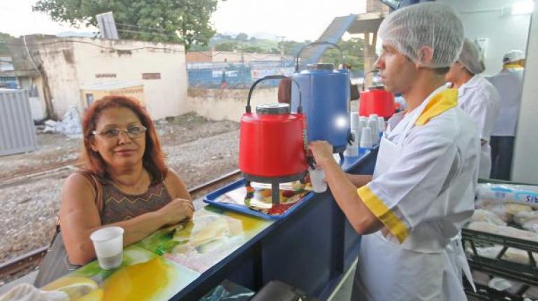 Projeto do Governo do Estado café-da-manhã chega as estações da zona oeste