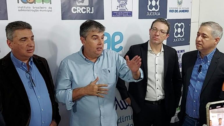 PRESIDENTE DO CONSELHO DO SEBRAE-RJ DESTACA IMPORTÂNCIA DA LEI DA MODA