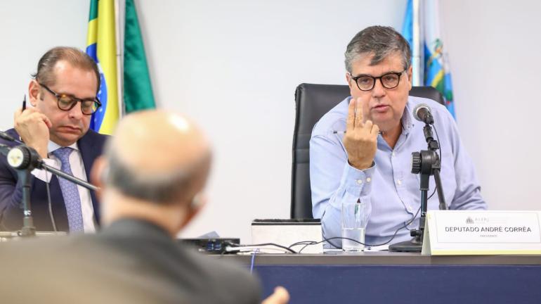 Sob a presidência de André Corrêa Comissão de Orçamento analisa resultados do terceiro bimestre de 2025