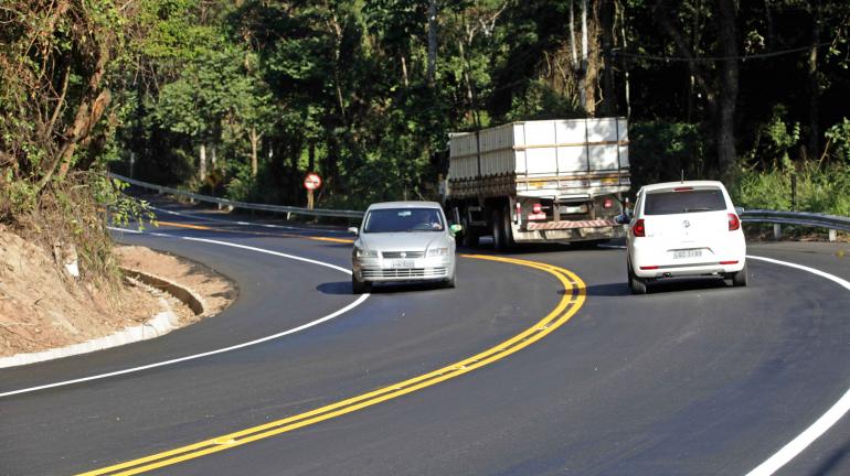 Estado inaugura obras em rodovias do Sul Fluminense