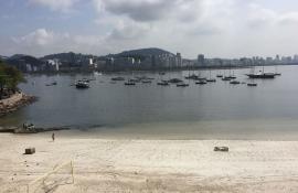 Praia da Urca ficou própria para banho na maior parte de 2018, diz Inea