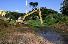 Toneladas de detritos retirados do Canal da Cidade Alegria