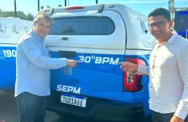 Andre Corrêa participa da entrega de 205 novas viaturas para a PM
