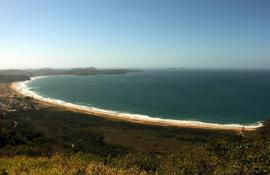 Parque Estadual da Costa do Sol ganha trilha das Emerências que leva à rampa de voo livre